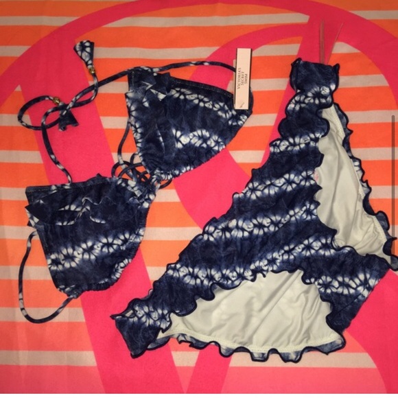 Victoria's Secret Teeny Triangle & Ruffle Cheeky